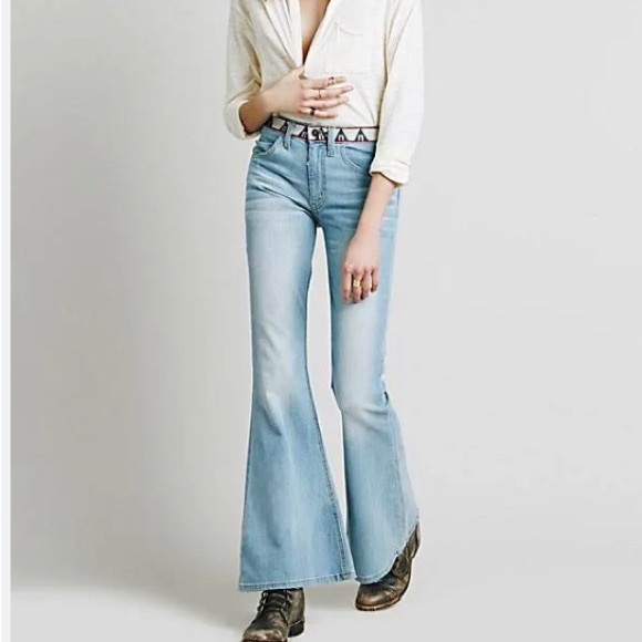 Free People The Perfect Vintage Flare Jean Embroidered Waistband Size 31 - Picture 1 of 9